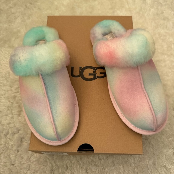 UGG COTTON CANDY SLIPPERS SIZE US 7 - Picture 2 of 8